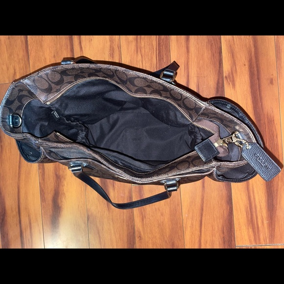 Coach baby diaper purse - Picture 7 of 7